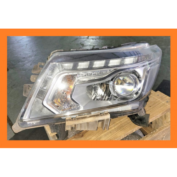 Farol Esquerdo Nissan Frontier 2017 2018 2019 2020 Com Xênon