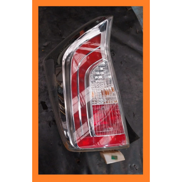 Lanterna Traseira Esquerda Toyota Prius 2012 2013 2014 2015